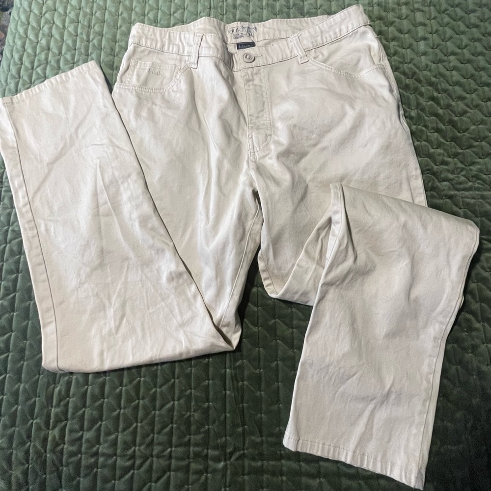 Huk Performance khaki flat front pants trousers Size 34‎ fishing outdoors